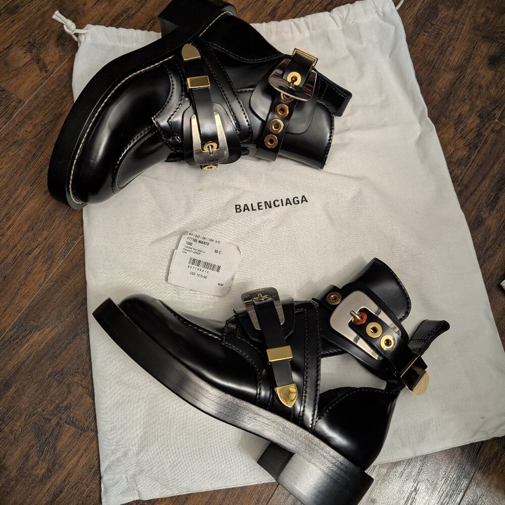 BALENCIAGA - Picture 4 of 8